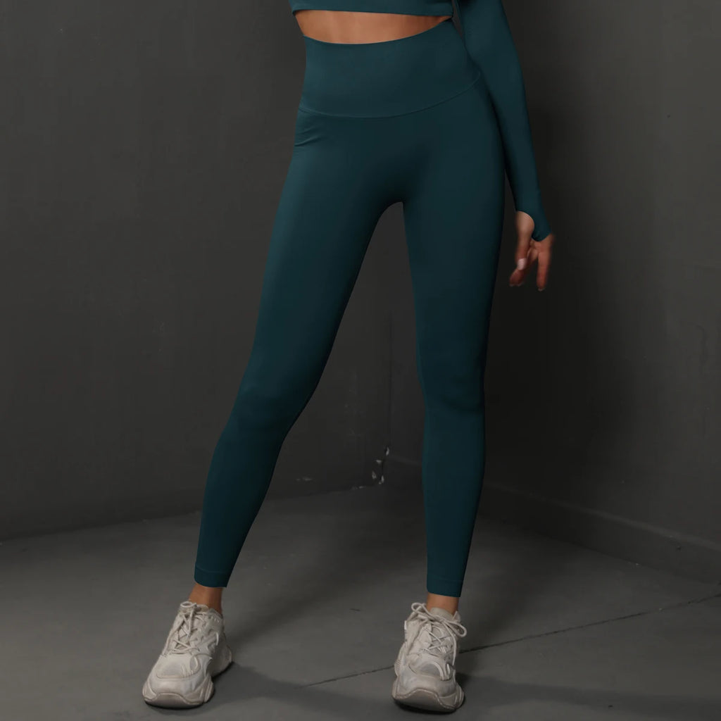 Mallas de gimnasio de tiro alto sin costuras para realzar los glúteos — Pantalones de yoga a prueba de sentadillas para mujer