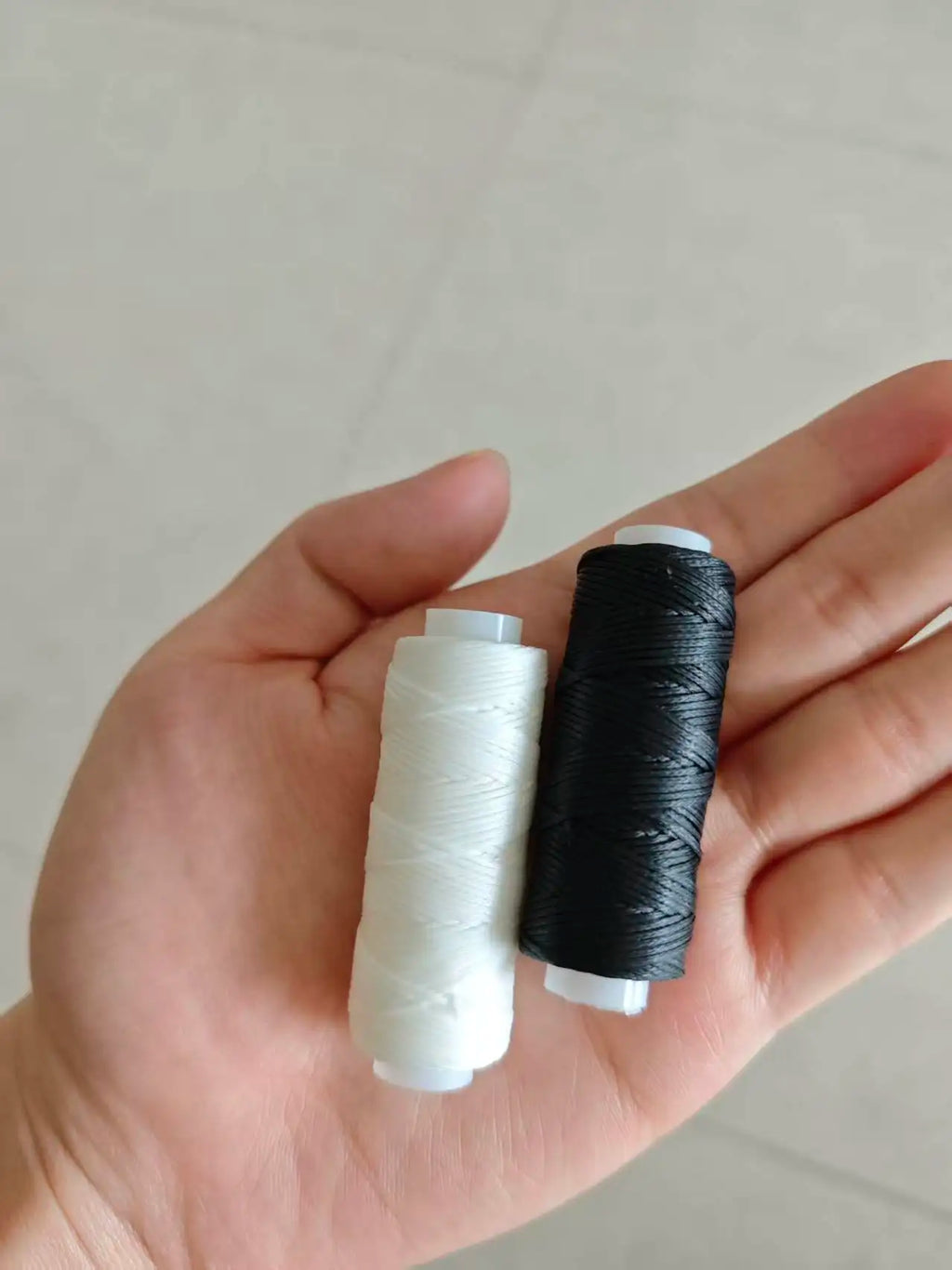 Waxed Polyester Leather Sewing Thread — 0.8mm, 30 Meters, 150D Flat Wax String