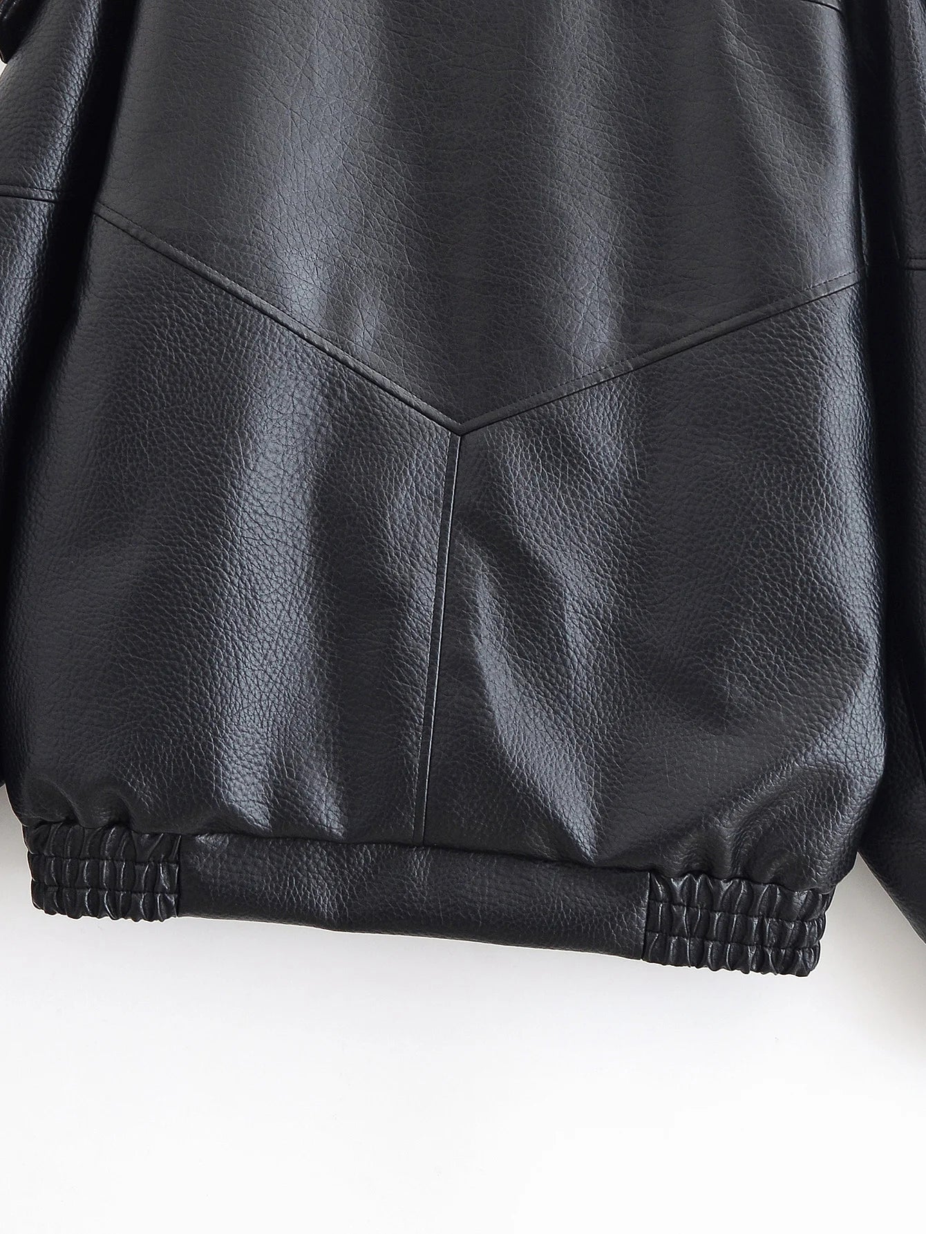 Chaqueta de polipiel con cremallera para mujer — Estilo informal urbano