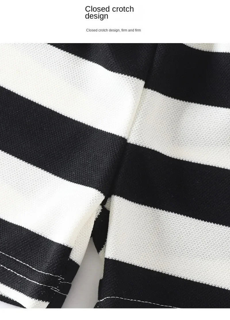 Conjunto de camiseta y shorts a rayas para niños — Chándal informal de verano unisex para niños y niñas