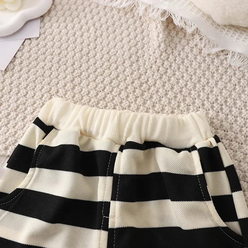 Conjunto de camiseta y shorts a rayas para niños — Chándal de verano unisex para niños y niñas de 4 a 6 años