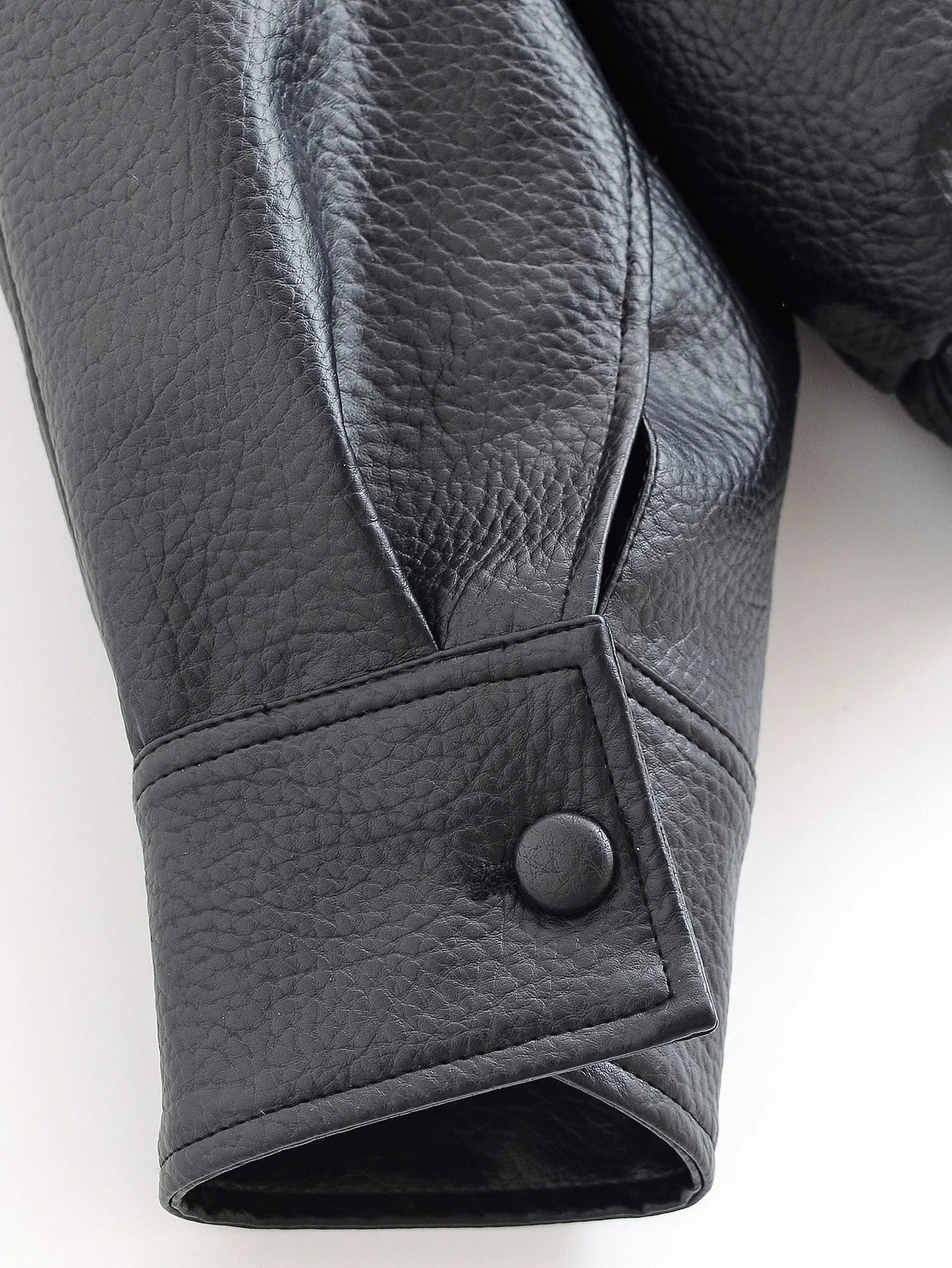 Chaqueta de polipiel con cremallera para mujer — Estilo informal urbano